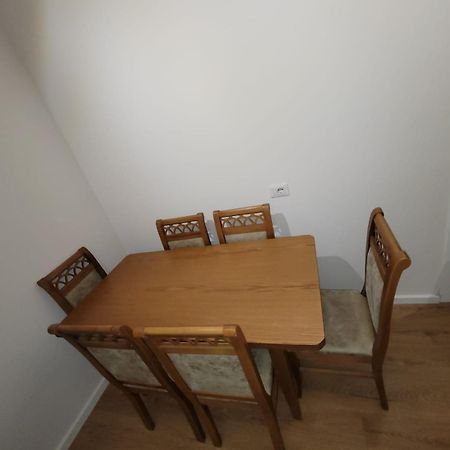 Enes Apartment Tirane Ngoại thất bức ảnh
