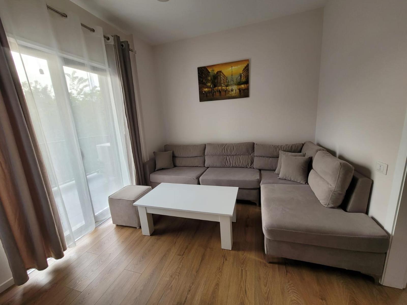 Enes Apartment Tirane Ngoại thất bức ảnh